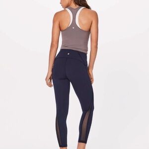 Lululemon Train Times 7/8 Pant (27" )
Midnight Navy / Black - Size 4
